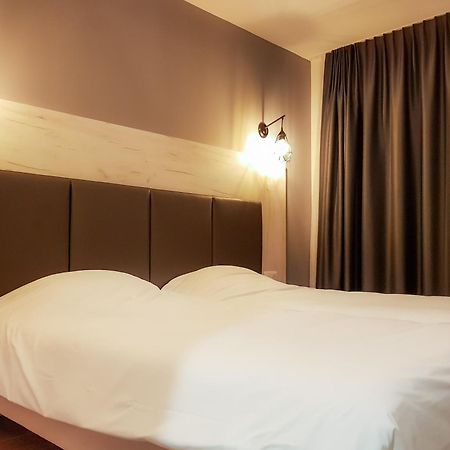 אגנץ Logis Clermotel - Hotel & Restaurant מראה חיצוני תמונה