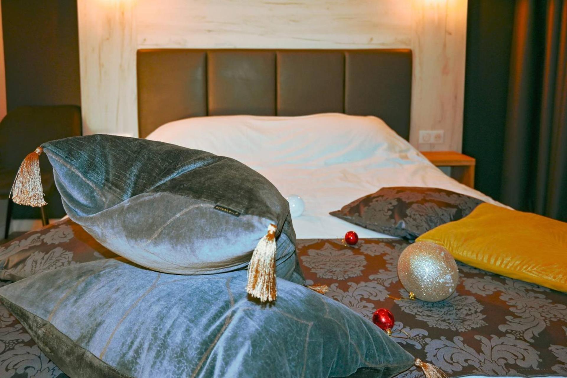 אגנץ Logis Clermotel - Hotel & Restaurant מראה חיצוני תמונה